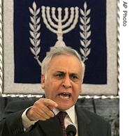 Israeli President Moshe Katsav shouts during a press conference at his Jerusalem residence, 24 Jan 2007