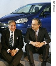 Ratan Tata, left, Chairman of TATA group of companies and Sergio Marchionne, CEO of a href=