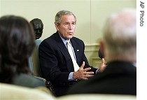 President Bush meets with business leaders on Lebanon Private a href=