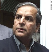 Javed Hashmi, 9 Dec 2000 file photo 