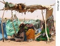 Darfur refugees in this derelict section of Es Sallam camp say they have been waiting nine months to be relocated to decent shelters, 25 a href=